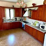 Villa Family Swimming Pool Luanit Trajas